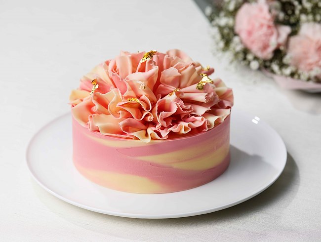  Carnation Cake
